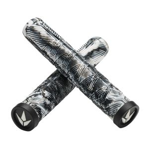 Blunt V3 Grips Black White