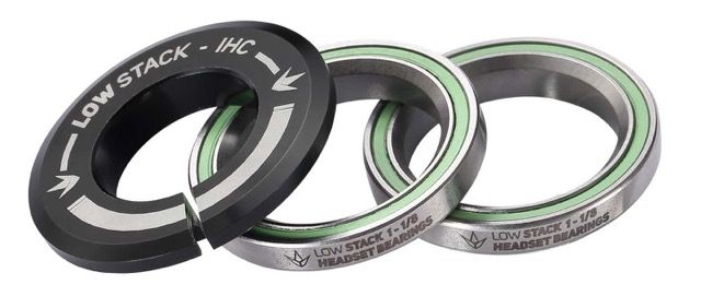 Serie Sterzo Blunt Low Stack IHC Black