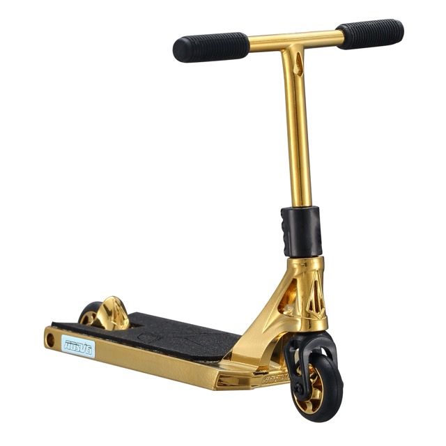 Blunt AOS V6 Finger Scooter Gold